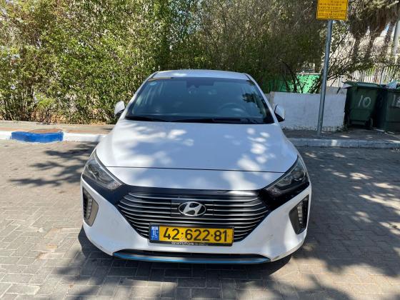 יונדאי איוניק (2017)