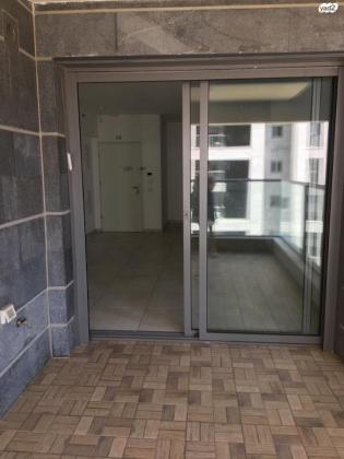 יצחק שמיר 13 (רמת הדר)