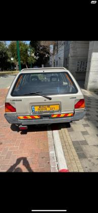 מיצובישי לנסר (עד 1993) (1989)