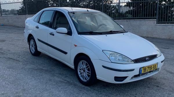 פורד פוקוס (2005)