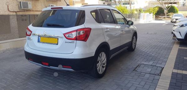 סוזוקי SX4 קרוסאובר (2017)