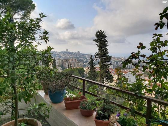 אלברט איינשטיין 111 (גבעת דאונס)