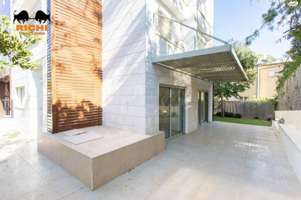 אלכסנדר ינאי 6 (כרמליה)