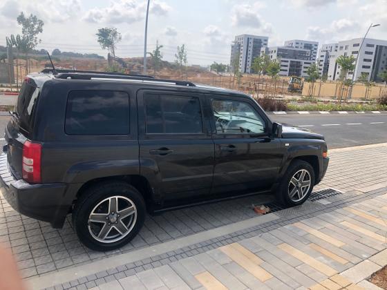 ג'יפ / Jeep פטריוט (2009)