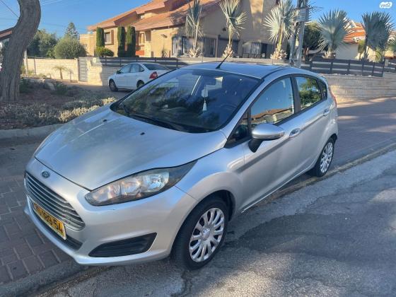 פורד פיאסטה (2015)