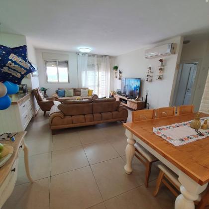 גינת אגוז 9 (נוה פרדסים)