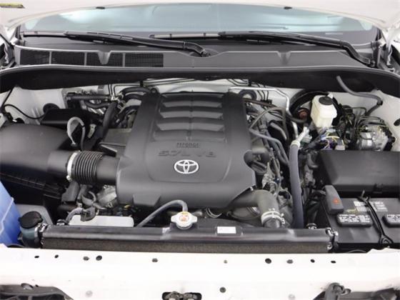 טויוטה סקויה (2021)