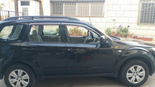 סובארו פורסטר (2011)