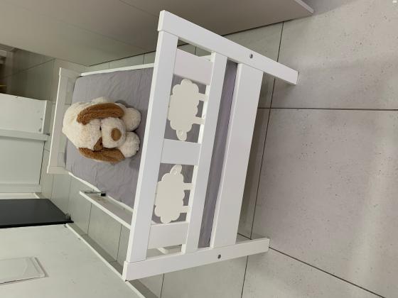 מיטת מעבר איקאה במצב ממש