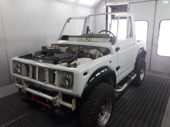 סוזוקי סמוראי (1990)