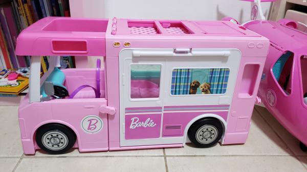 קרוואן ברבי מהמם שנקנה ליום