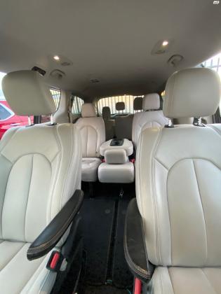 קרייזלר פסיפיקה (2018)