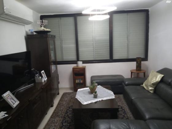 הרב אונטרמן 8 (משכנות גנים וקרית הרב סלומון)