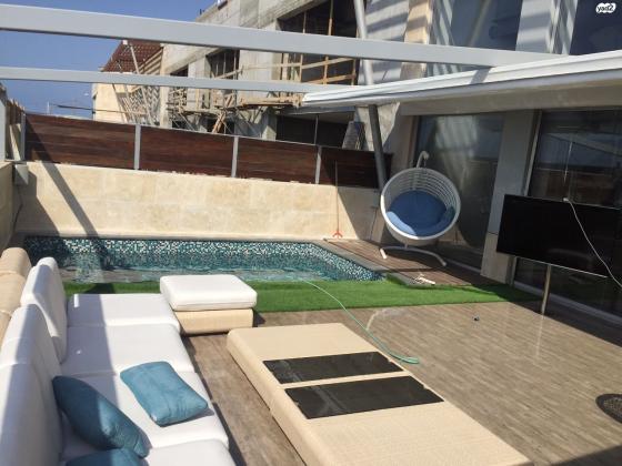 דוד אויסטרך 10 (הגוש הגדול)