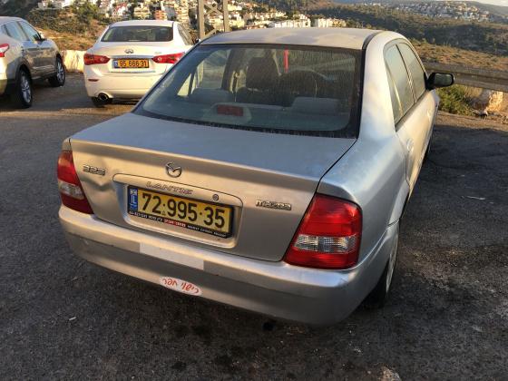 מאזדה 323 לאנטיס (2002)