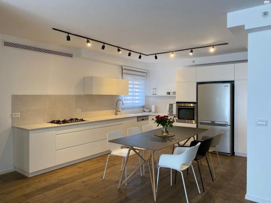 פנחס אילון 18 (קרית אילון)