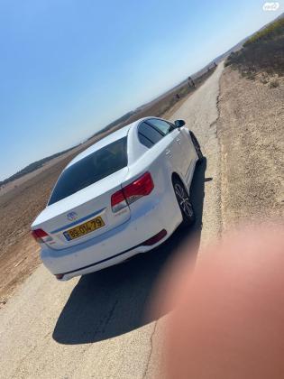 טויוטה אוונסיס (2013)