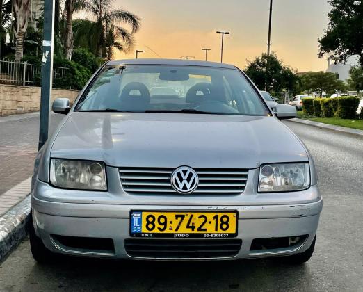 פולקסווגן בורה (2000)