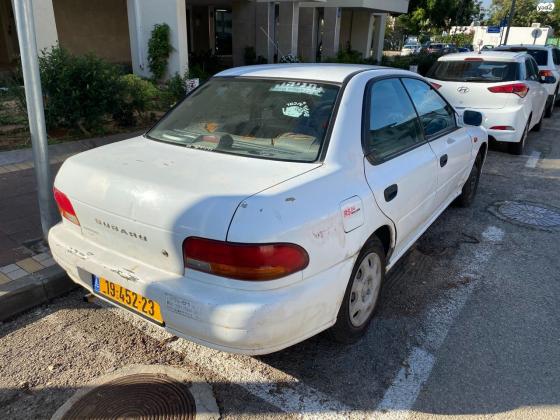 סובארו אימפרזה גרנד לאונה (2000)