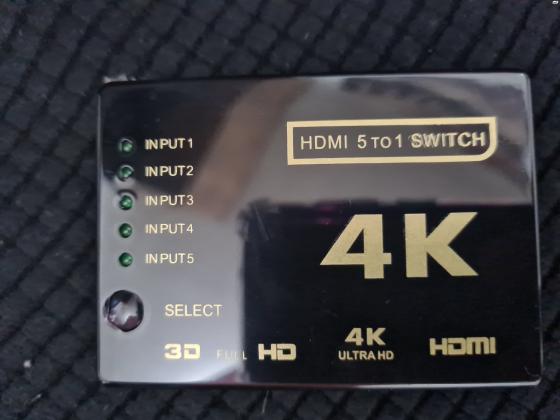 מפצל HDMI לחיבור 5 מכשירים