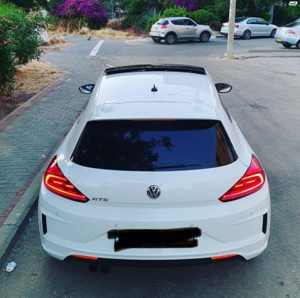 פולקסווגן שירוקו (2016)