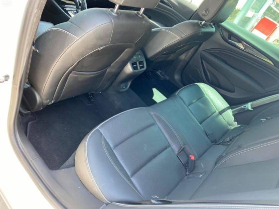 אופל אינסיגניה (2019)