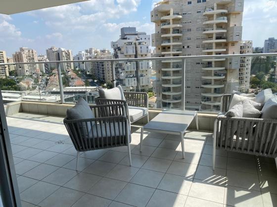 פנחס אילון 18 (קרית אילון)