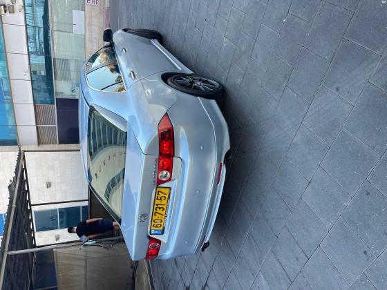 הונדה אקורד (2005)