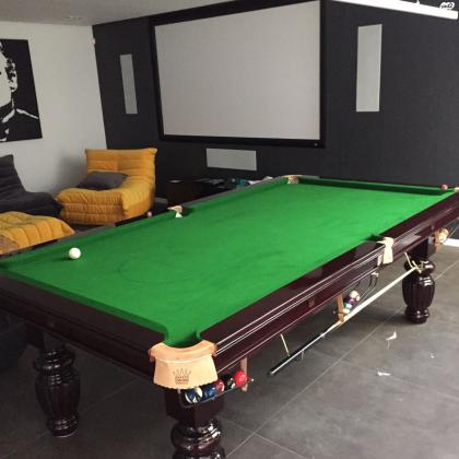 דוד אויסטרך 10 (הגוש הגדול)