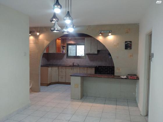 גוש עציון 9 (גבעת הרקפות)