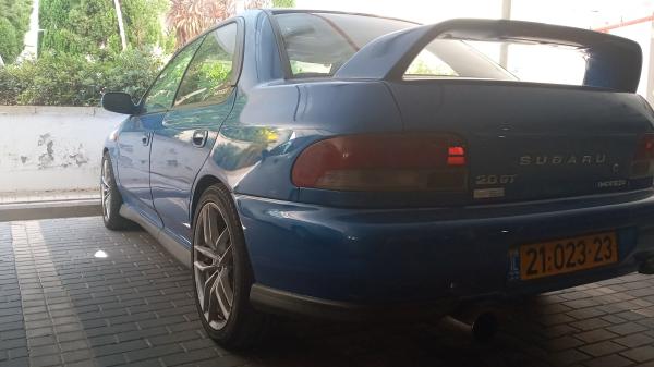 סובארו אימפרזה טורבו (2000)