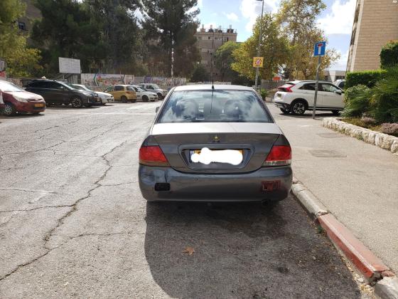 מיצובישי לנסר קלאסיק (2008)