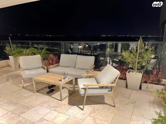 שייקה אופיר 14 (פסגות אפק)