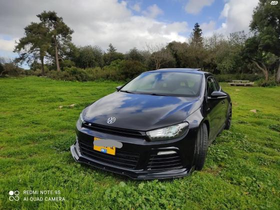 פולקסווגן שירוקו (2013)