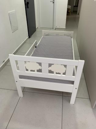 מיטת מעבר איקאה במצב ממש