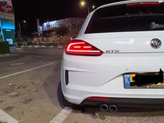 פולקסווגן שירוקו (2016)