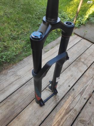 בולם קדמי RockShox Pike RC