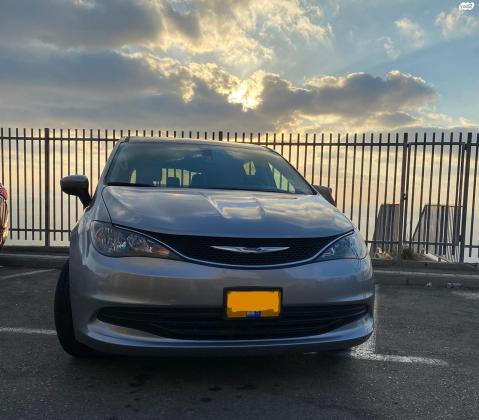 קרייזלר פסיפיקה (2018)