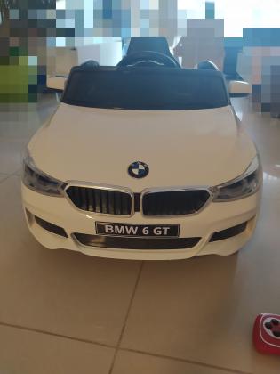 רכב BMW ממונע לילדים עד גיל 6