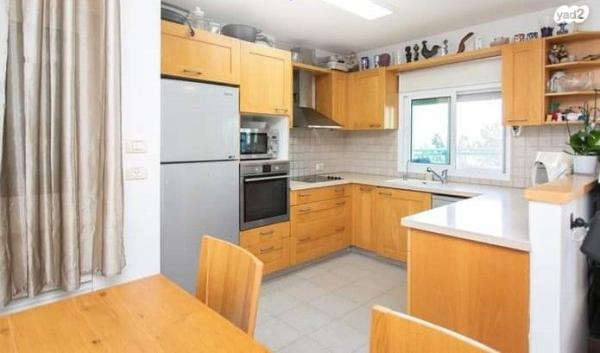 מנדל זינגר 15 (סביוני הכרמל)