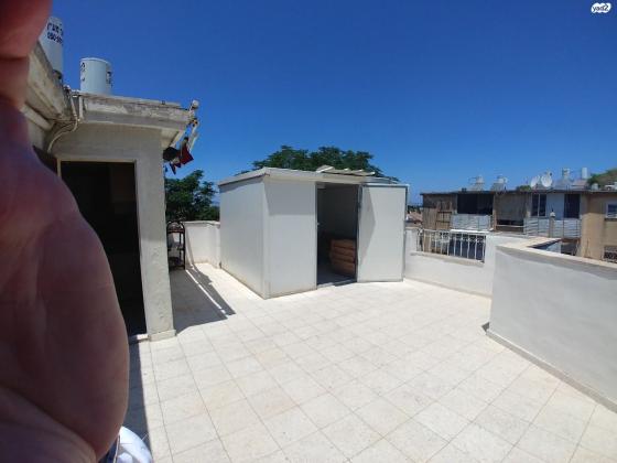 גוש עציון 9 (גבעת הרקפות)