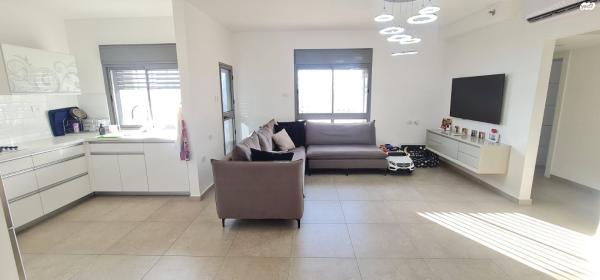 חיים וייצמן 86 (קרית עבודה)