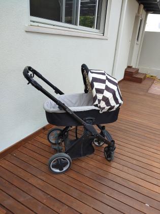 למכירה עגלת אויסטר משולבת כולל