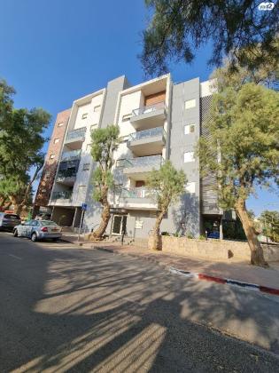 דרך השלום 17 (שכונה ג)