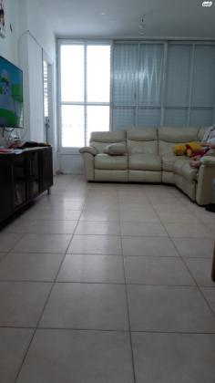 אוסטשינסקי 16