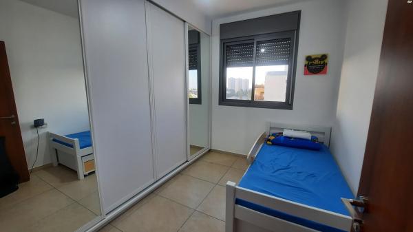 מאיר אריאל 13 (קרית האמנים)