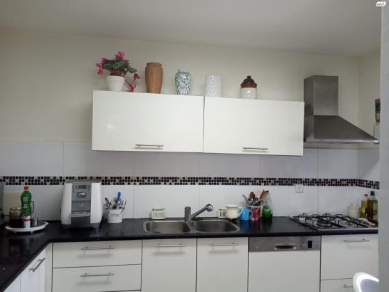 הרב אונטרמן 8 (משכנות גנים וקרית הרב סלומון)