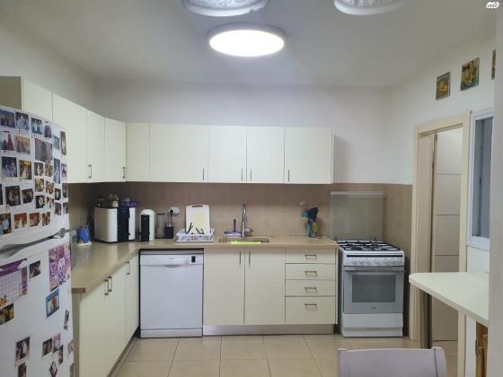 הר הצופים 7 (רחובות ההולנדית)