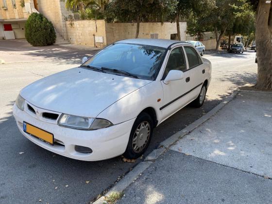 מיצובישי כריזמה (1999)