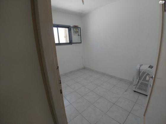 גוש עציון 9 (גבעת הרקפות)